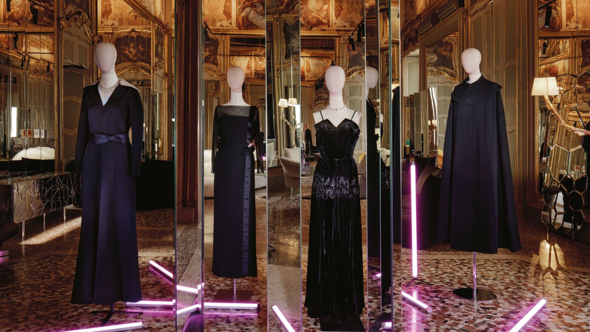  V&ecirc;tements noirs. Une s&eacute;lection de v&ecirc;tements port&eacute;s par la diva, sign&eacute;s par Biki Milan. 
