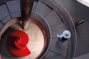   Tatlin &nbsp;e le curve geometriche della scala elicoidale. 