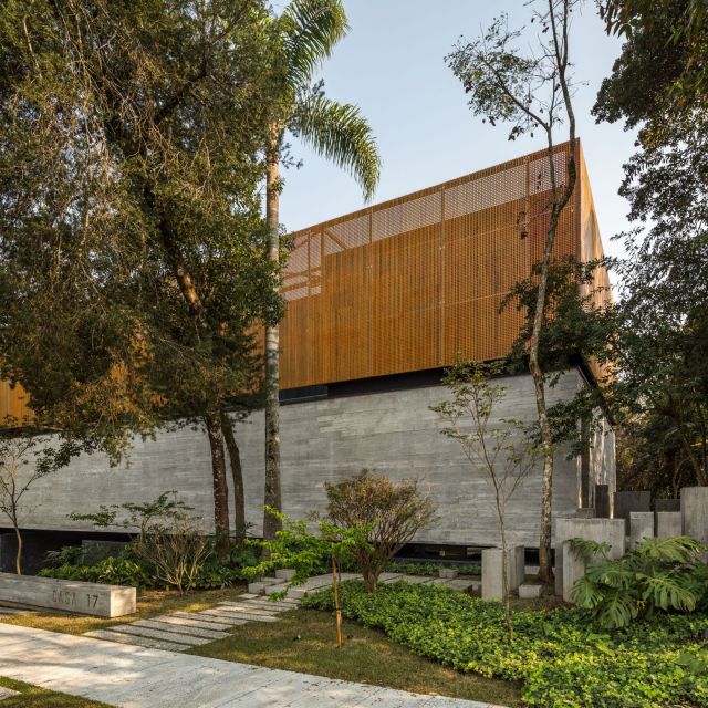 Casa 17-JB